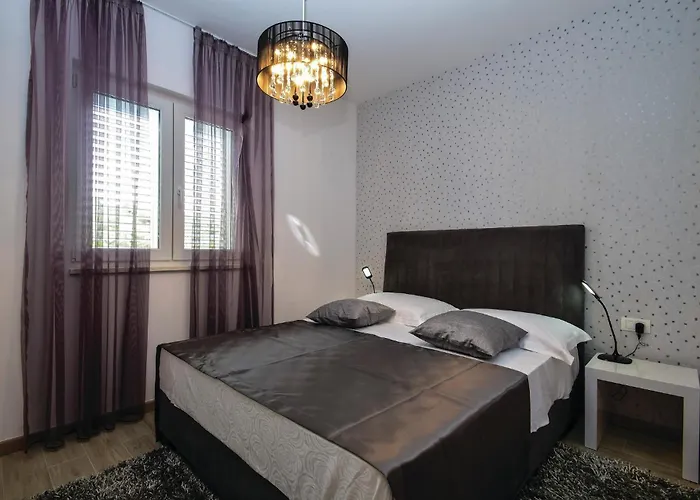 In With Sauna * Rogoznica (Sibenik-Knin)